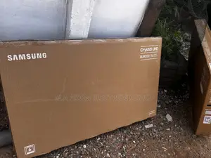 Glossy 50" BU8000 Crystal UHD Smart TV (2022)