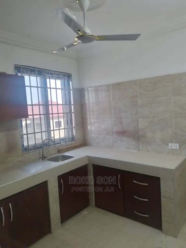 2bdrm Apartment in Dr Roko, Awoshie for rent