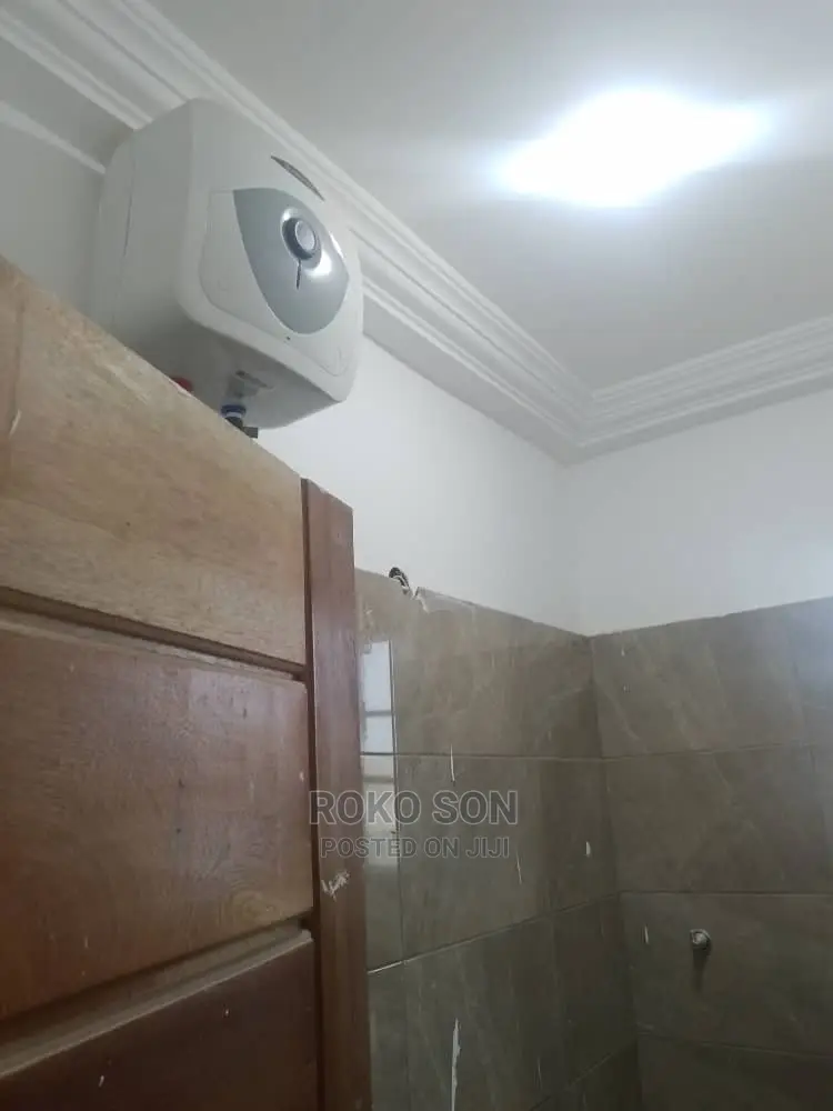 2bdrm Apartment in Dr Roko, Awoshie for rent