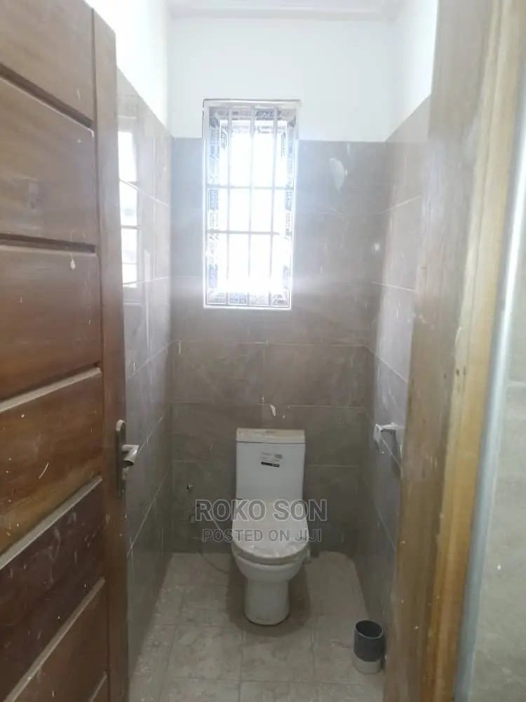 2bdrm Apartment in Dr Roko, Awoshie for rent