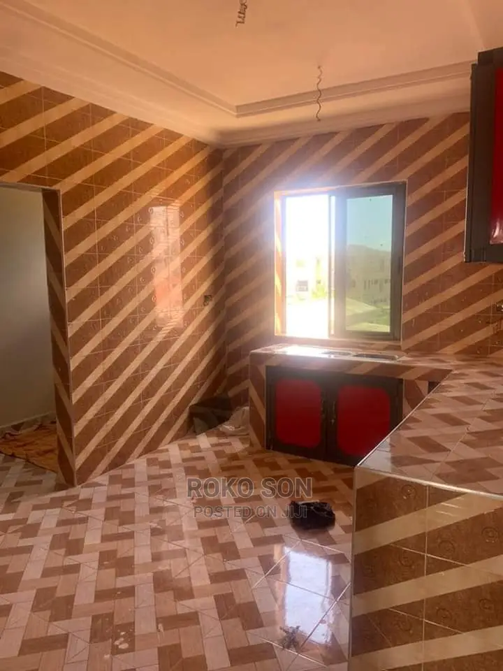 2bdrm Apartment in Dr Roko, Ablekuma for rent