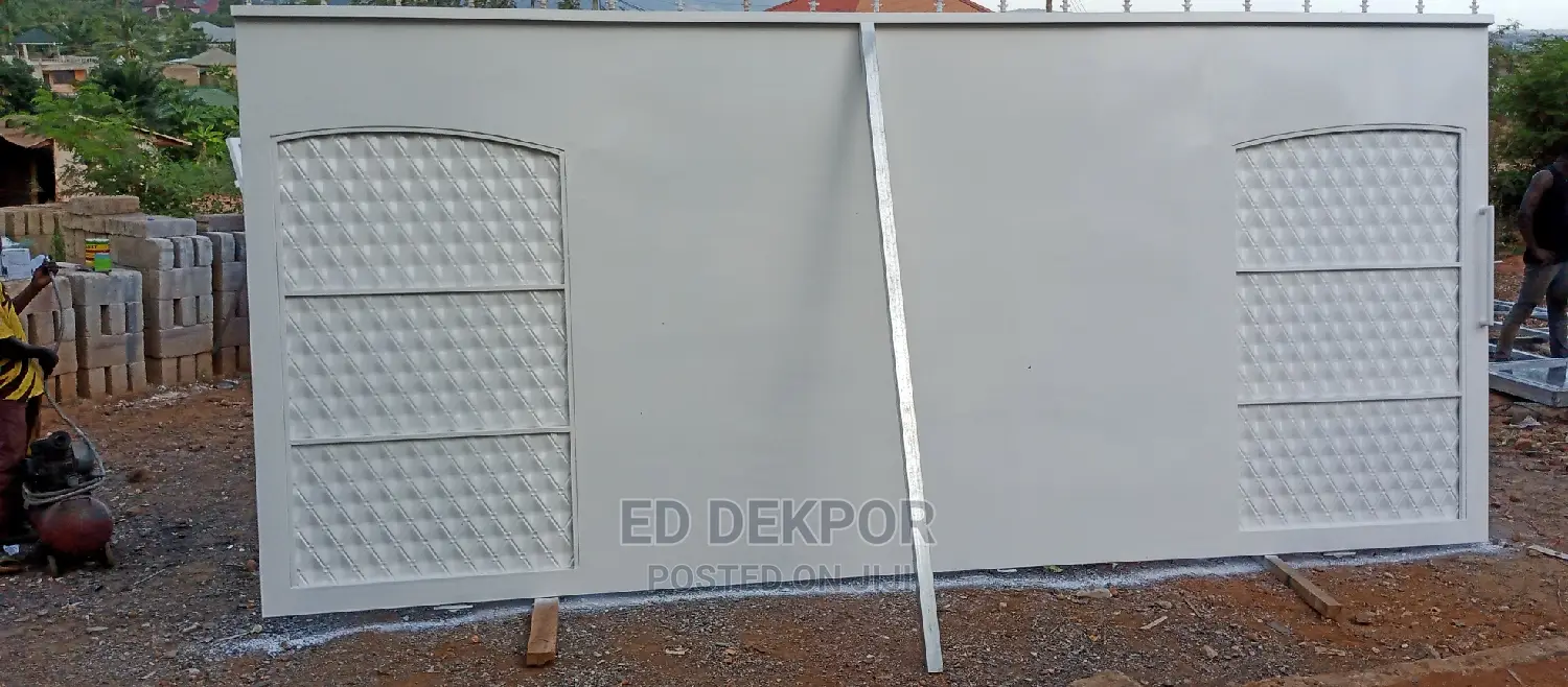 H Metal Sliding Gate