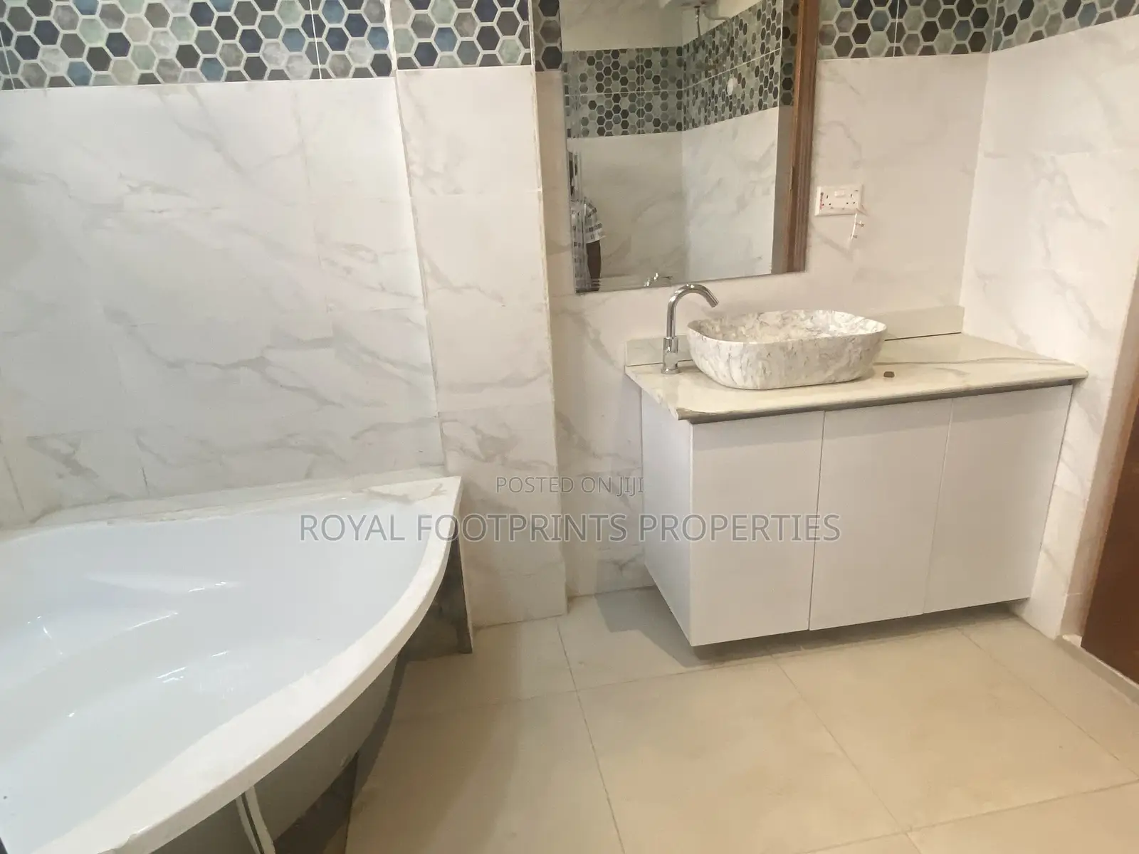 4bdrm House in Royal Footprints, Oyarifa for Sale