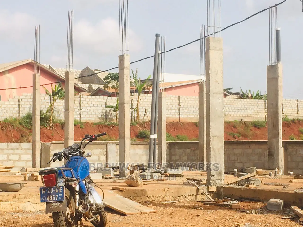 Retaining Wall/Ghana Pillars/Columns