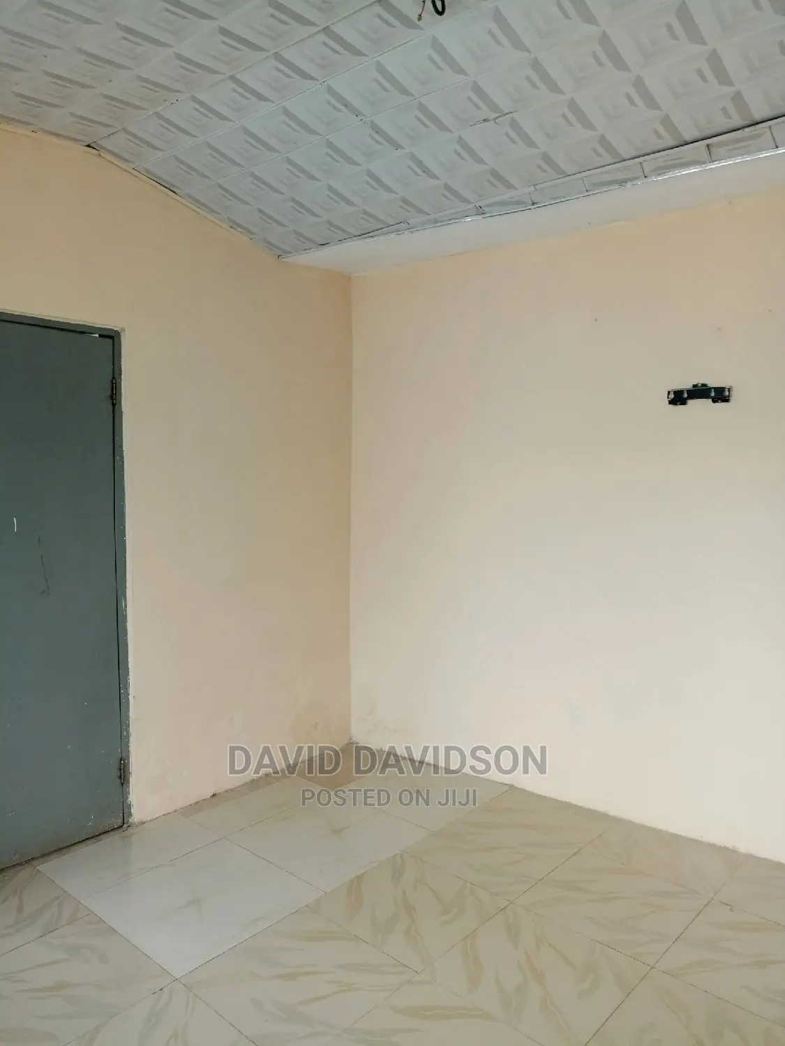 Mini Flat in Single Room Self, Tema Metropolitan for rent
