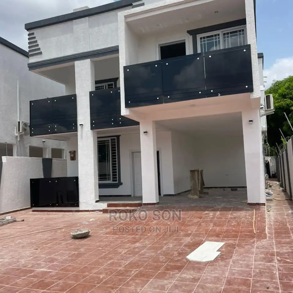 4bdrm Duplex in Dr Roko, Ashaley Botwe for Sale