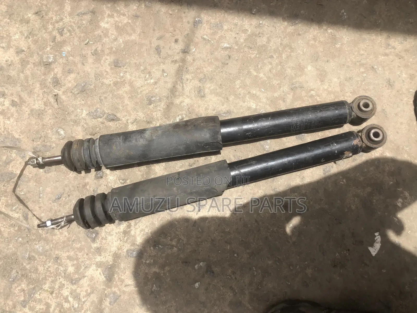 Sentra 2013-2017 Back Shocks
