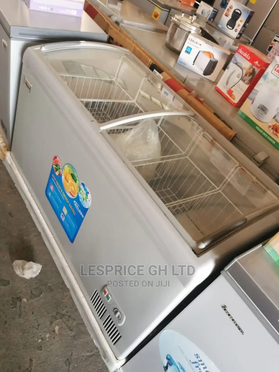 Top Delron Ice Cream Freezer 318L