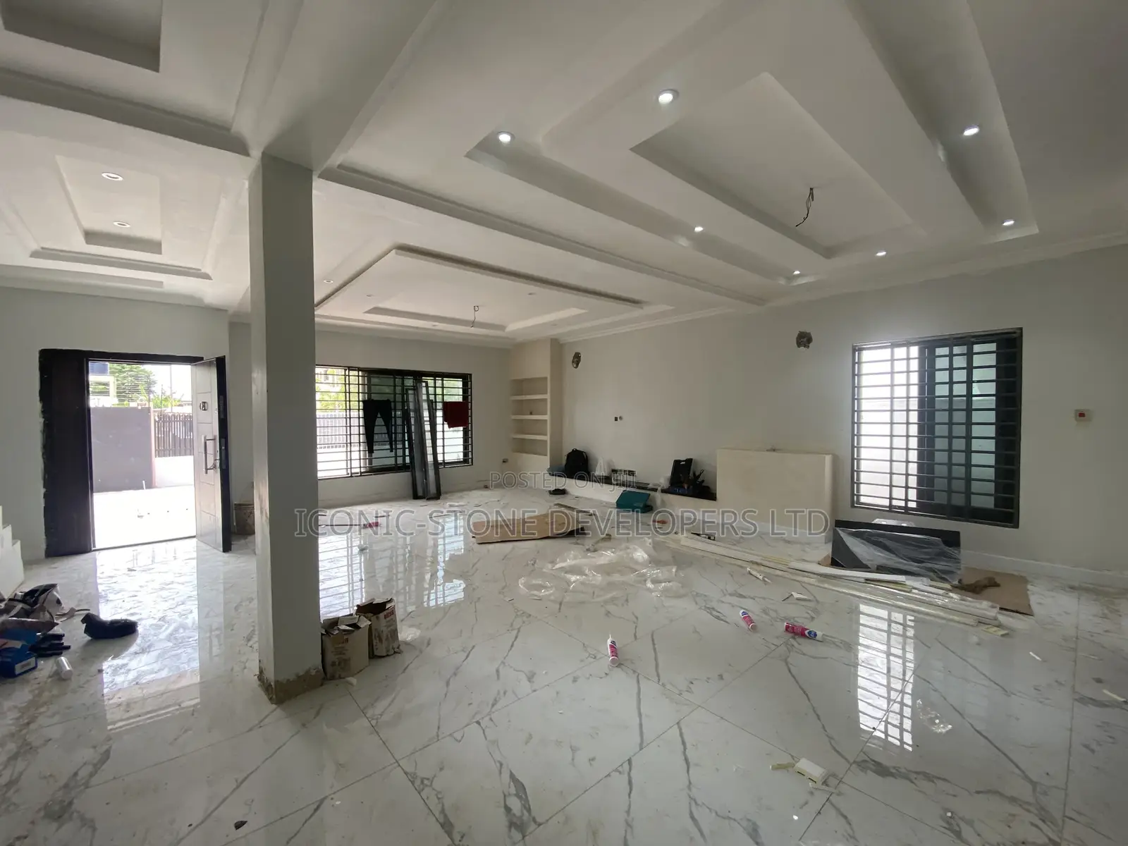 4bdrm House in Lakeside, Ashaley Botwe for Sale