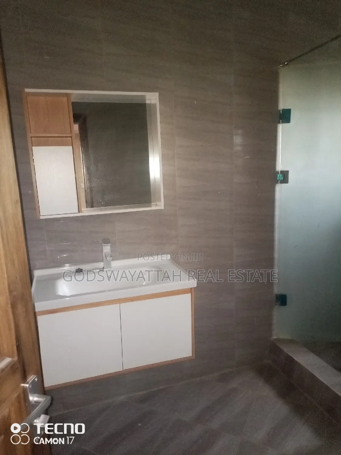 2bdrm Apartment in East Legon for rent