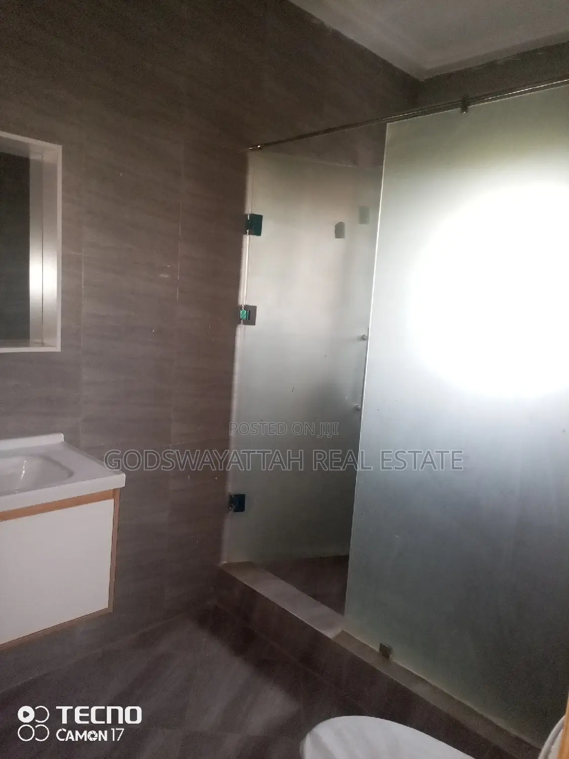 2bdrm Apartment in East Legon for rent