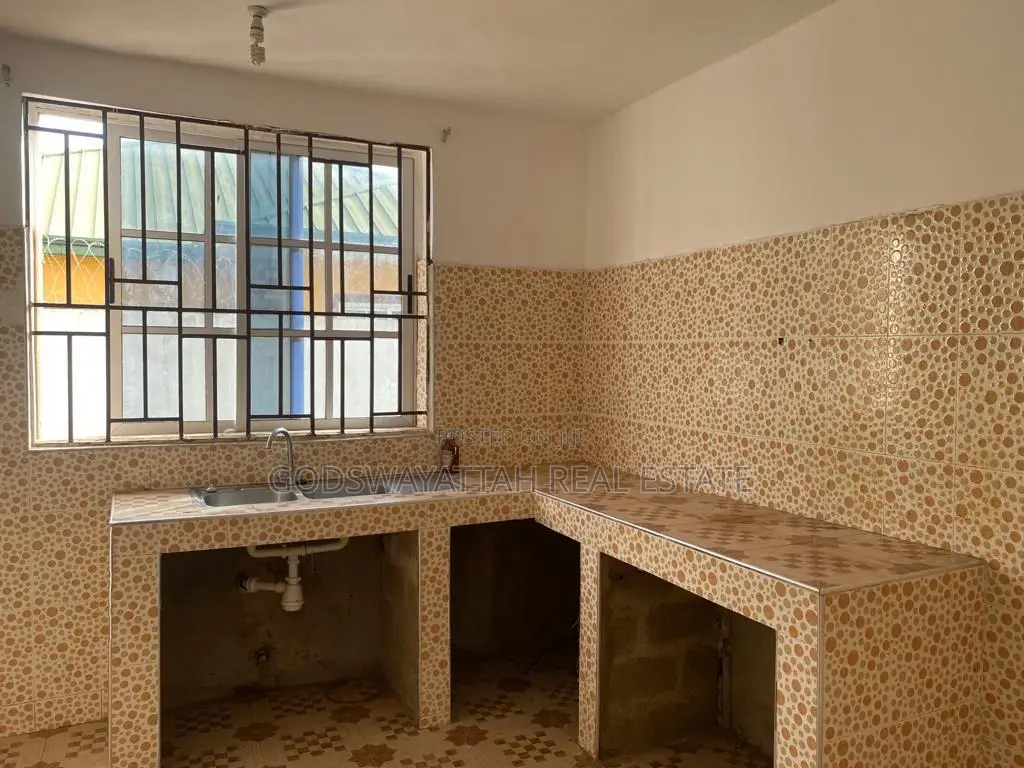 2bdrm Apartment in East Legon for rent