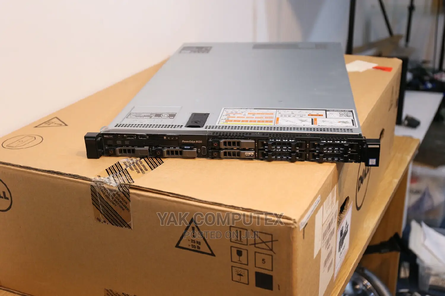 Server Dell Poweredge R630 64GB Intel HDD 2T