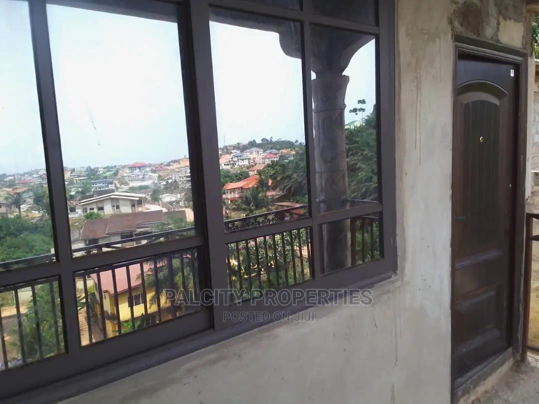 4bdrm House in Takoradi West Fijai for sale