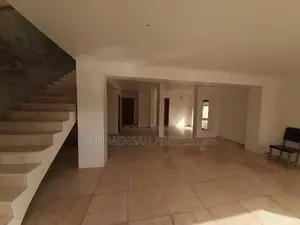 4bdrm Mansion in SKM Property, Dzorwulu for Sale