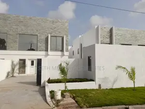 4bdrm Mansion in SKM Property, Dzorwulu for Sale