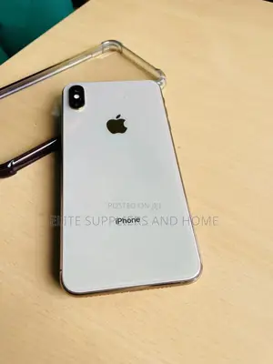 Apple iPhone XS Max 64 GB Gold