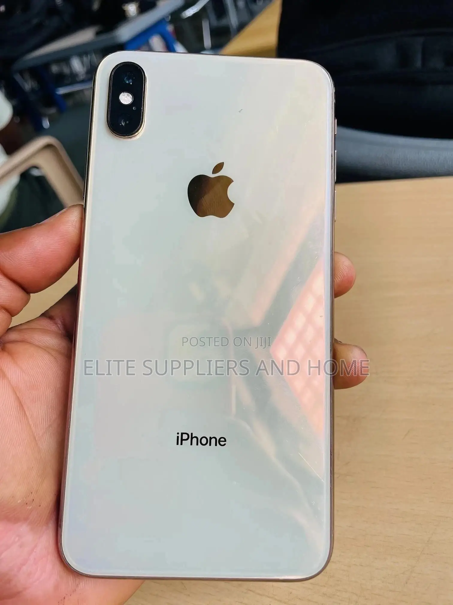 Apple iPhone XS Max 64 GB Gold