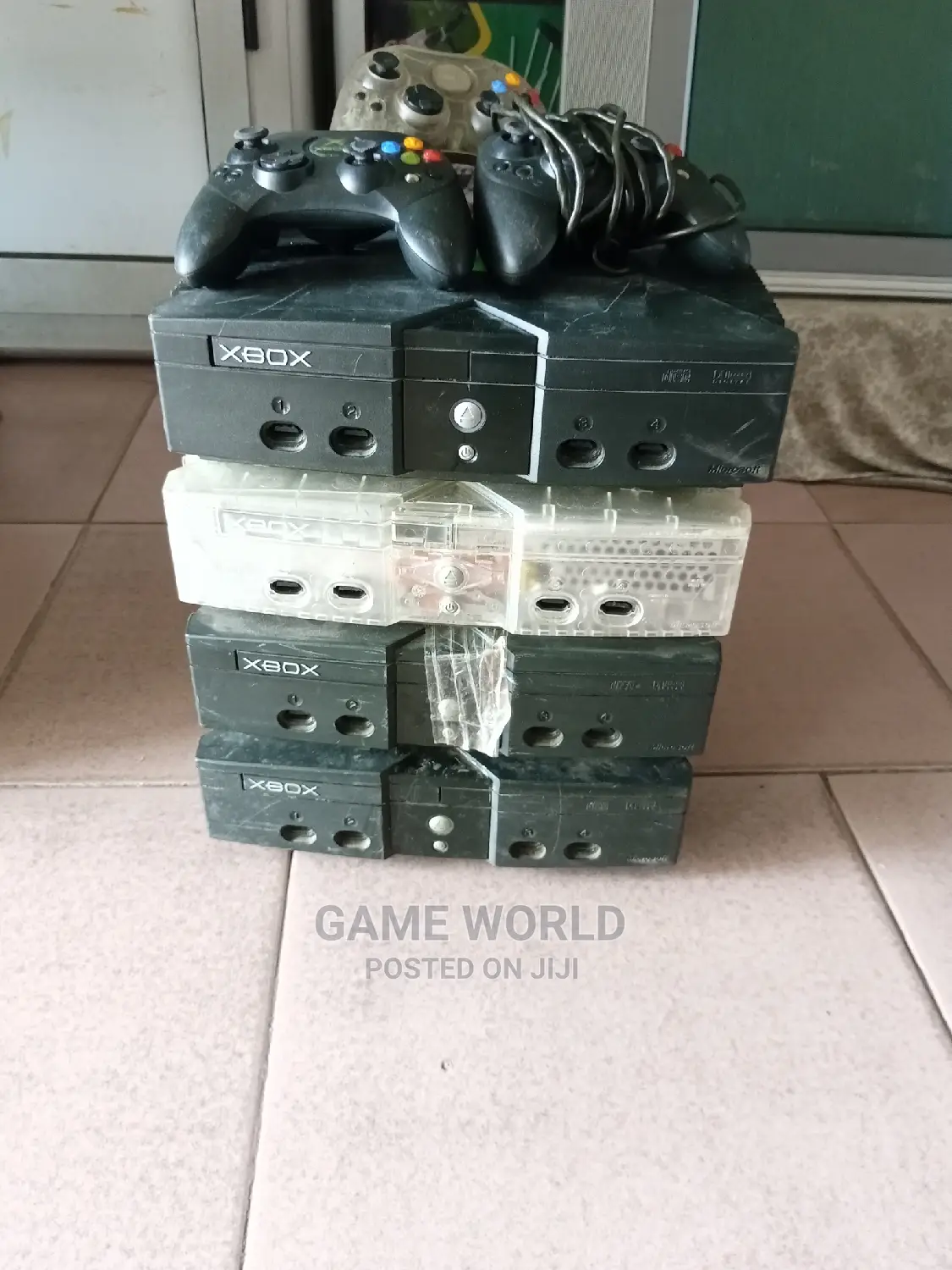 Game Console