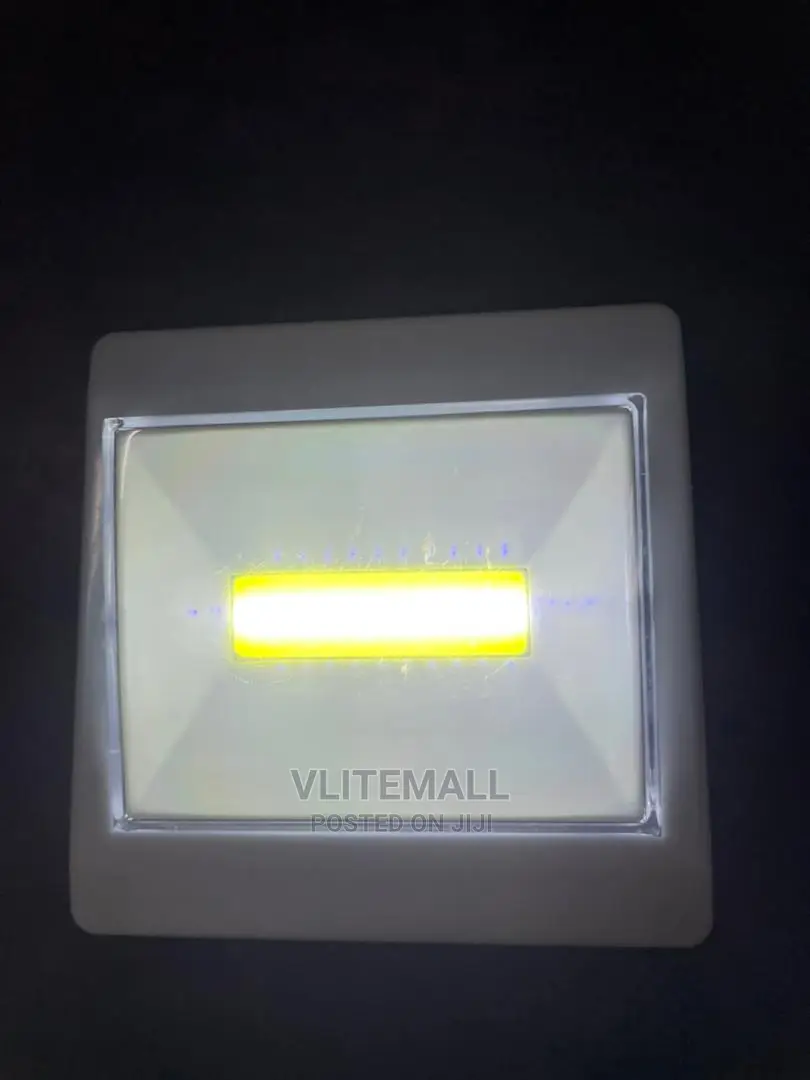 Battery Powered Wall Light