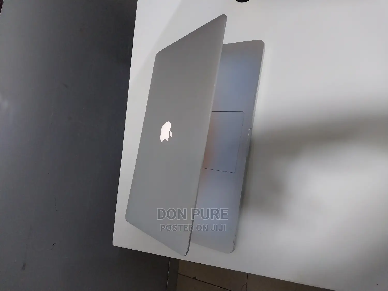 Laptop Apple MacBook Pro 8GB Intel Core I7 SSD 256GB