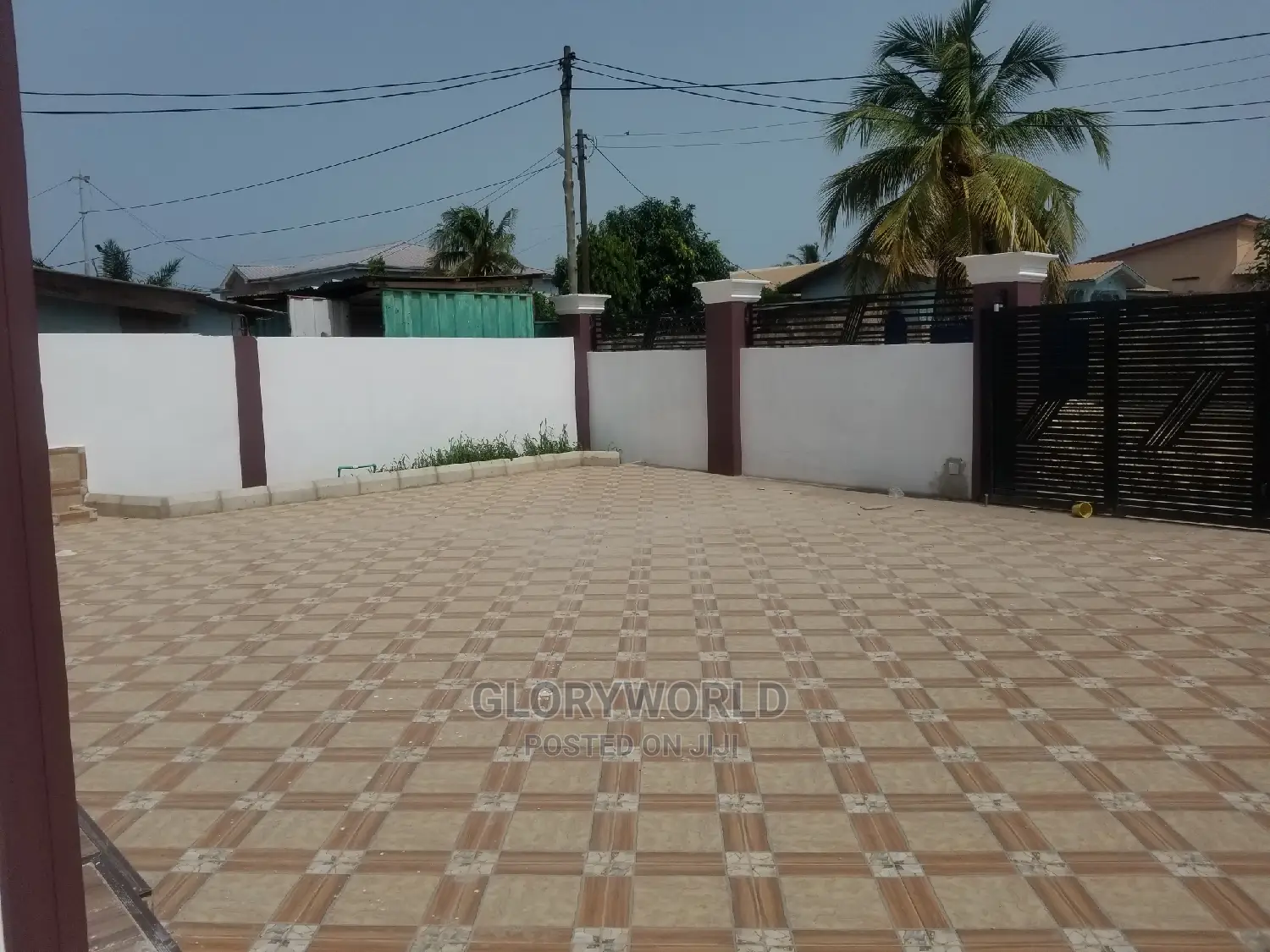 3bdrm House in Spintex for sale