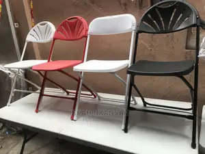 Flat Back Plastic Chairs