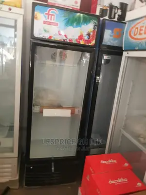 Super Awesome Fairmate Display Fridge