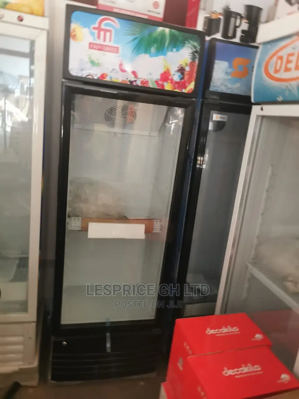 Super Awesome Fairmate Display Fridge