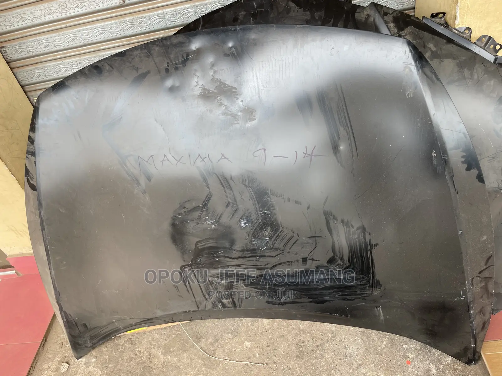 Maxima 2009-2014 Bonnet