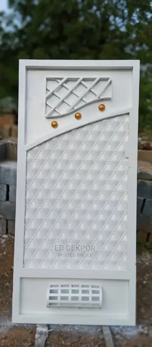 P Small Gate