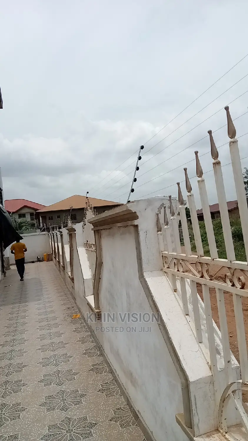 Electric Fence Installations Professionalist or Expect