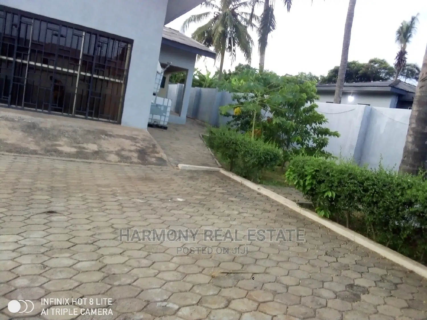 4bdrm House in Dzorwulu for rent