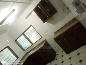 4bdrm House in Dzorwulu for rent