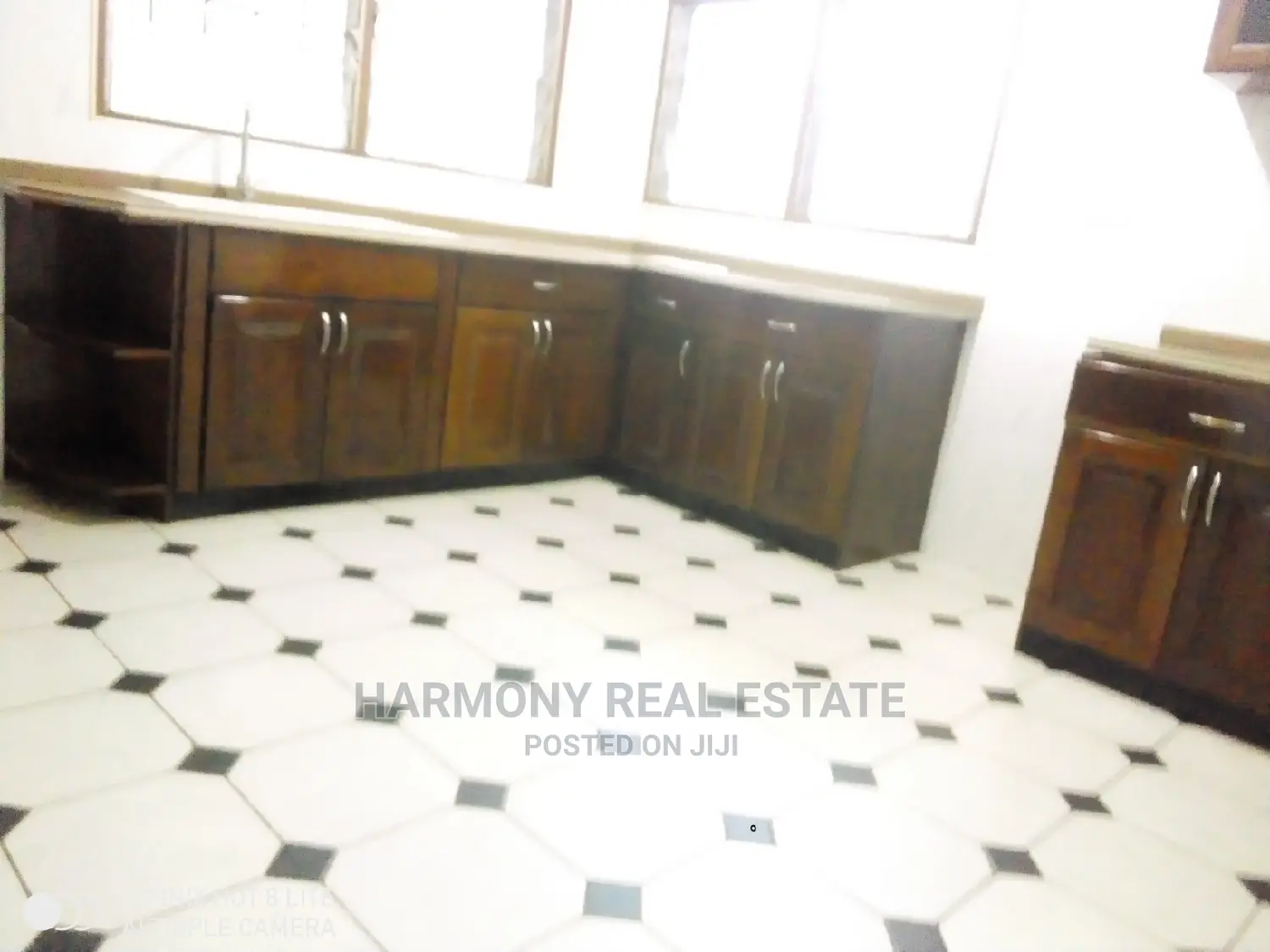 4bdrm House in Dzorwulu for rent