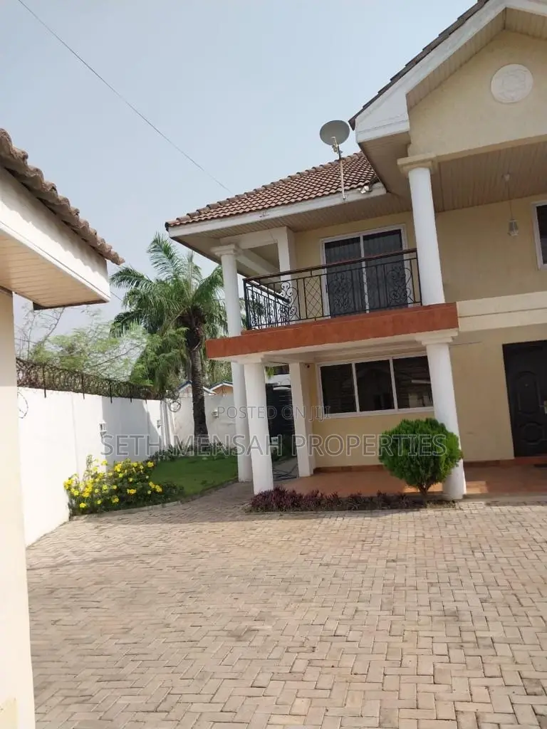 4bdrm House in SKM Property, Cantonments for Rent