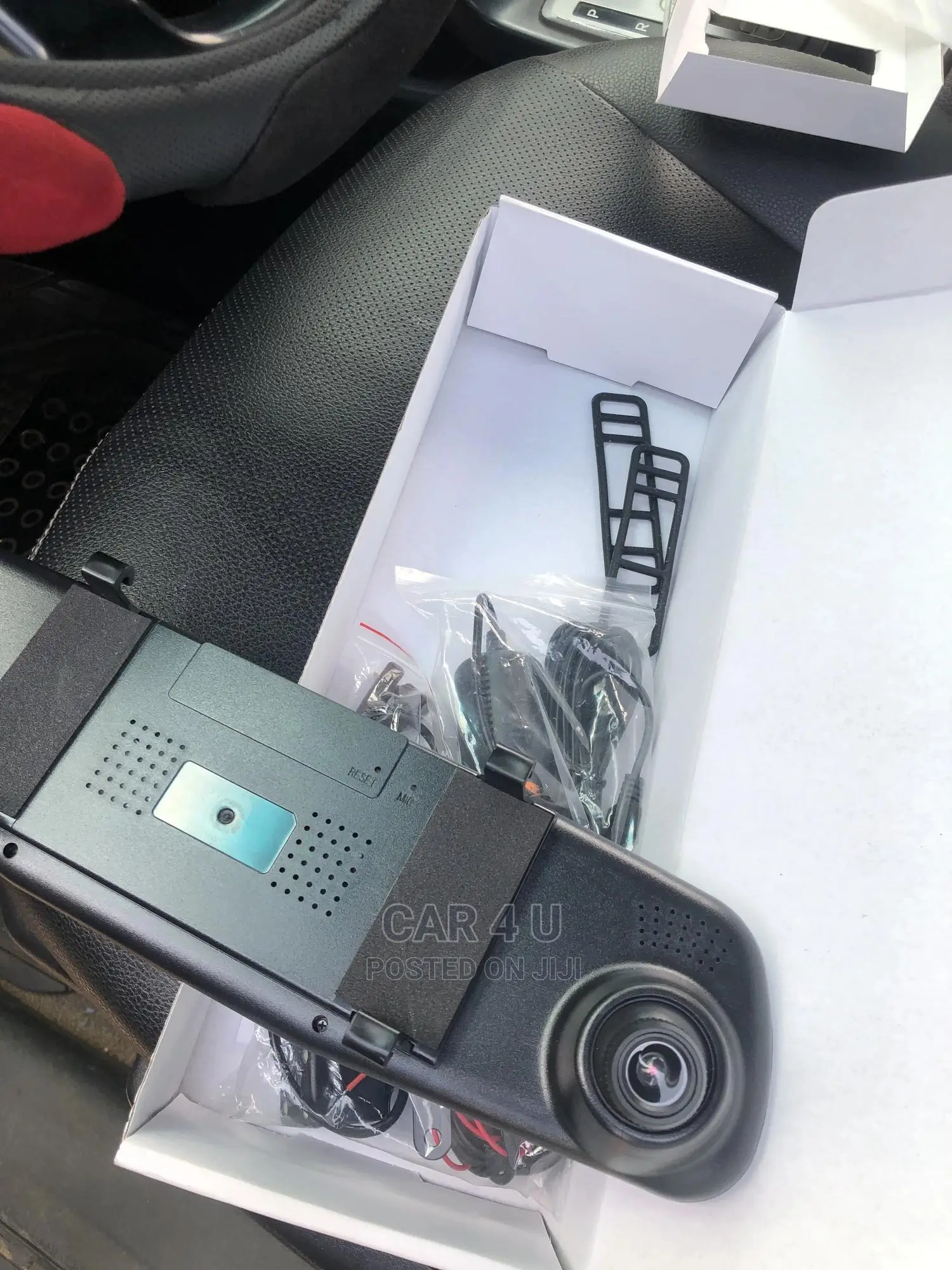 Latest Apple Play Screens and Reverse Camera for All Cars