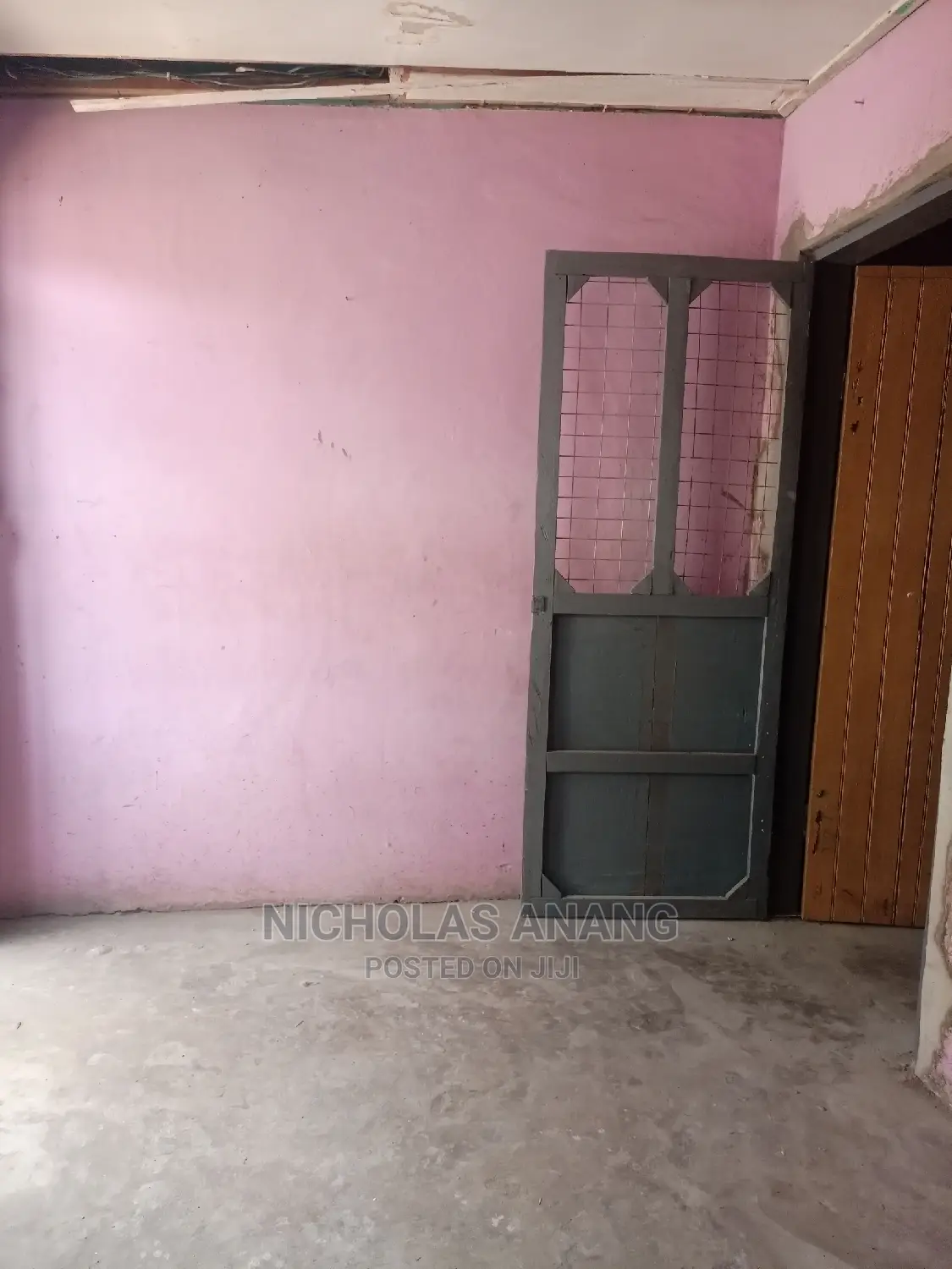 1bdrm Room & Parlour in Dorns Properties, New Town for rent