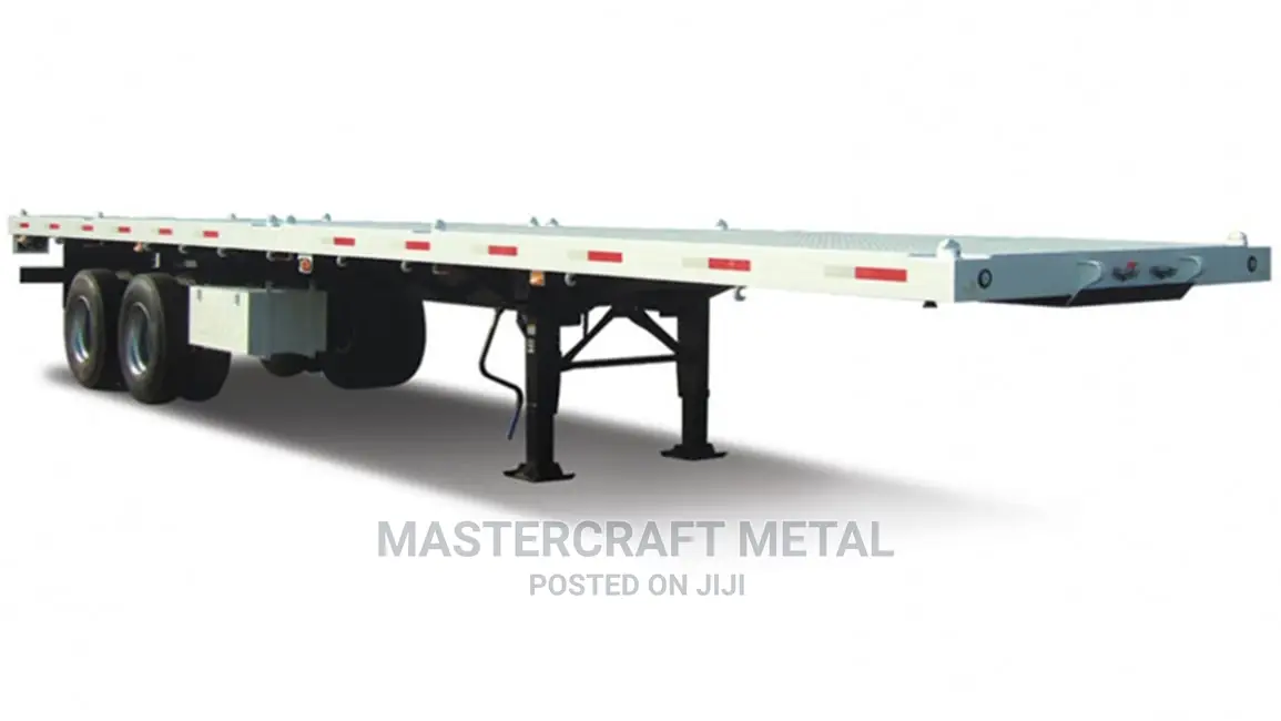 White Flatbed Semi Trailer