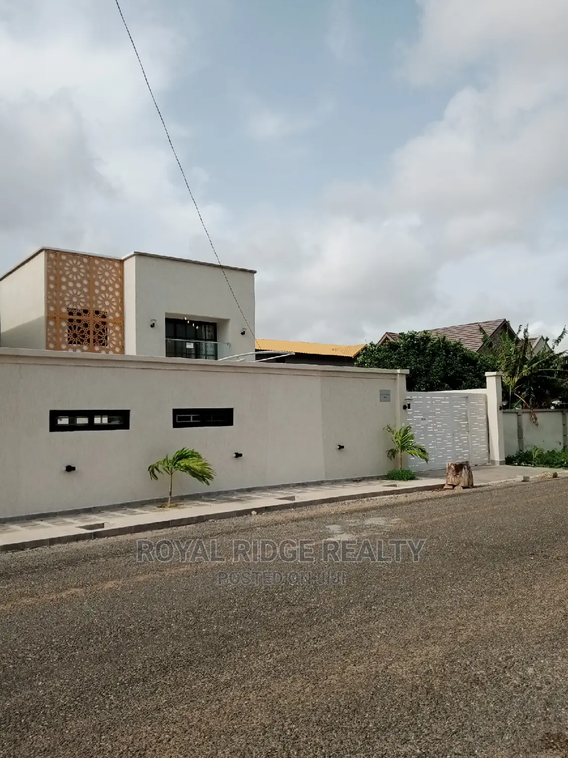 4bdrm Duplex in Spintex, Accra Metropolitan for Sale