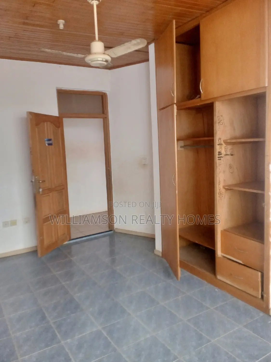 4bdrm Apartment in Hfc Estate, Spintex for rent