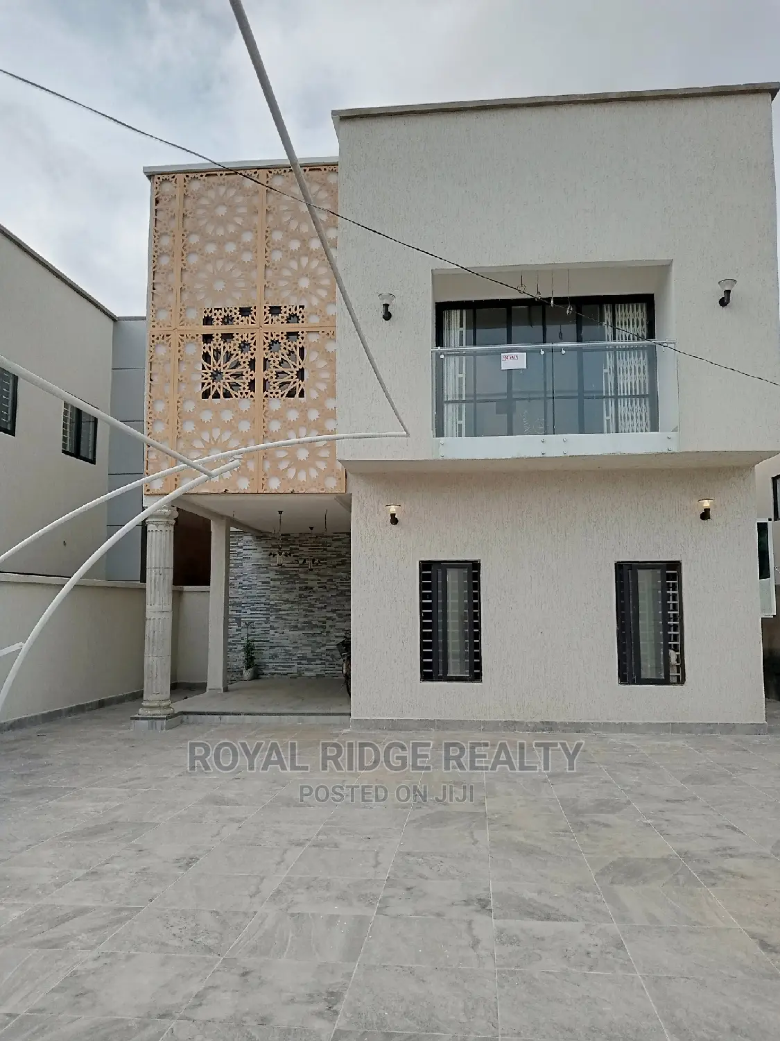 4bdrm Duplex in Spintex, Accra Metropolitan for Sale