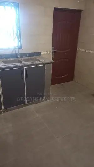 2bdrm Duplex in De-Icons Real Estate, Awutu Senya East Municipal