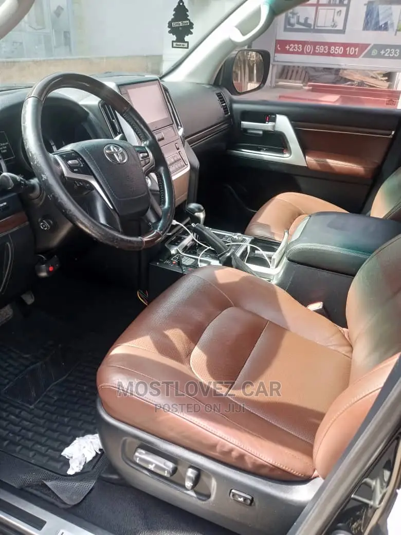 Ghana Car Rentals Service In Accra Landcruiser V8 For Rent