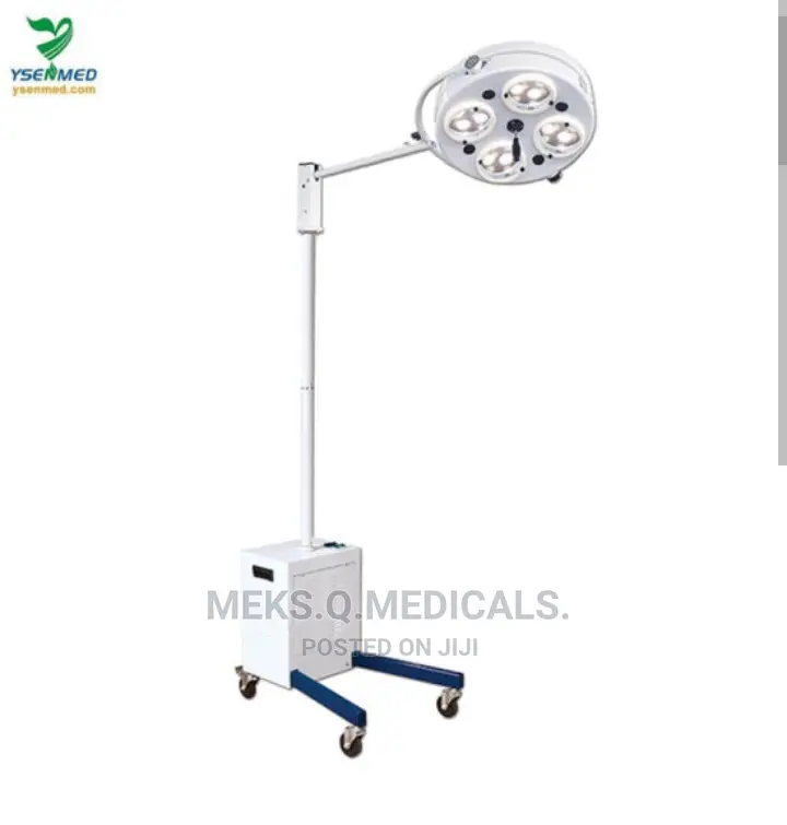 Theatre Lamp 4 Bulb Rechargeable
