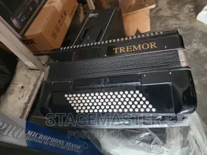 Accordion Black