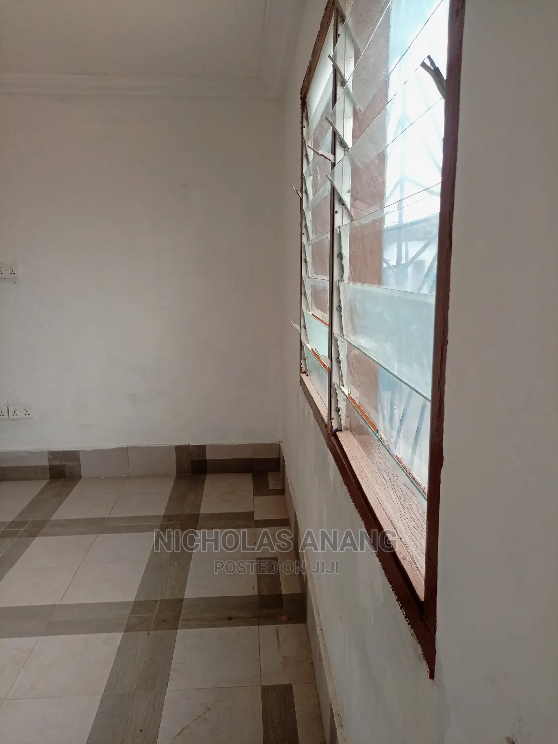 1bdrm House in Dorns Properties, New Town for rent