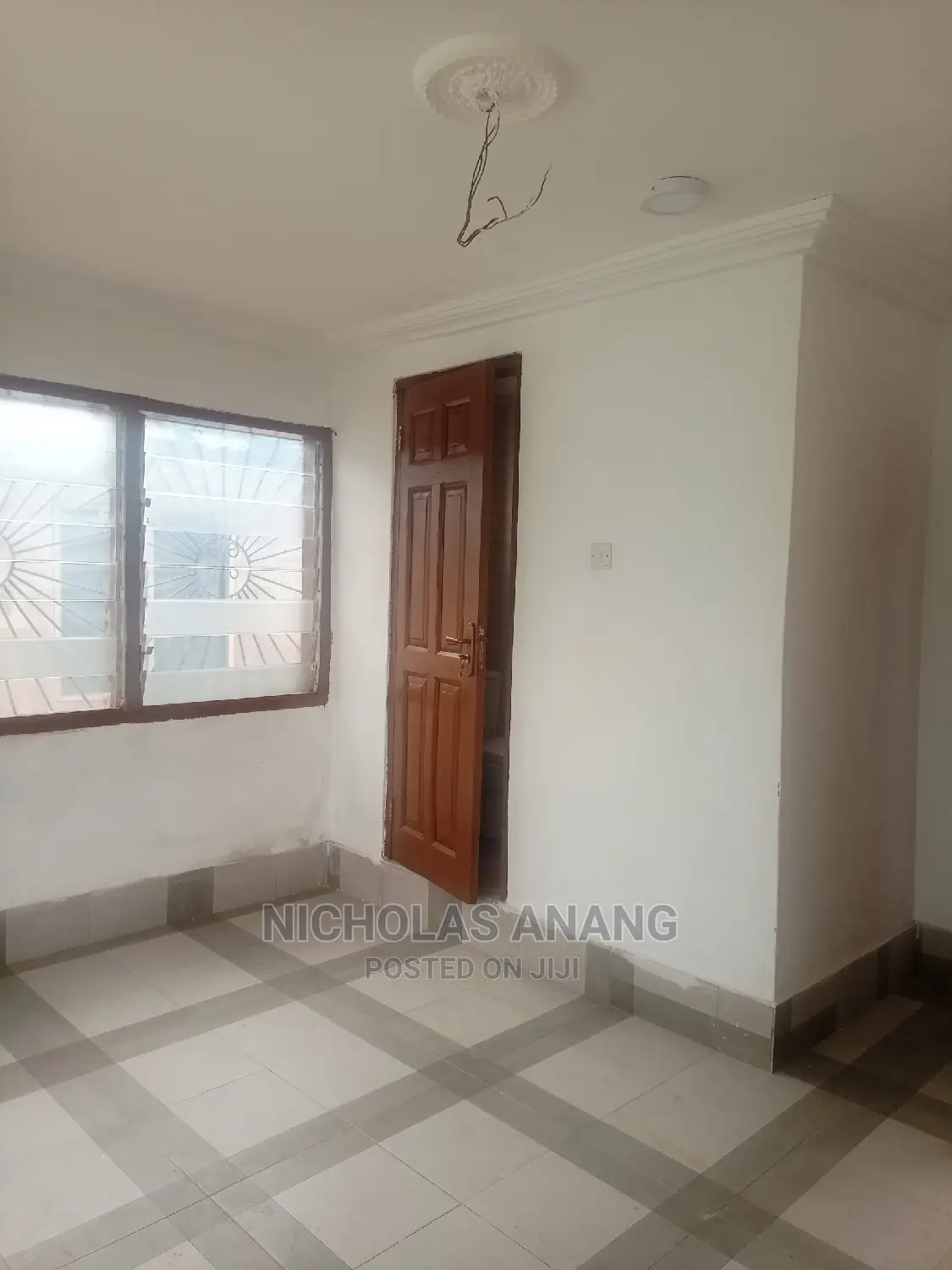 1bdrm House in Dorns Properties, New Town for rent