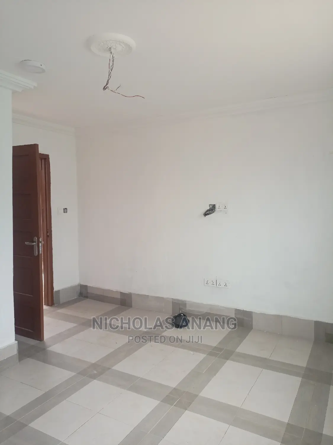 1bdrm House in Dorns Properties, New Town for rent