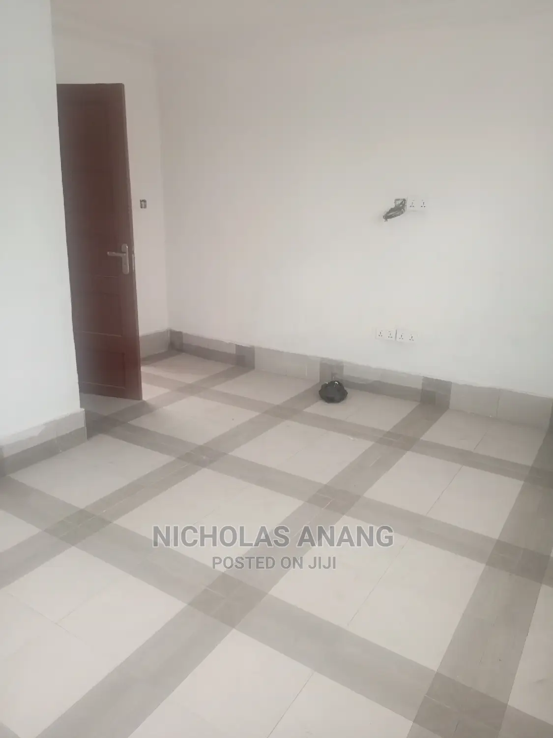 1bdrm House in Dorns Properties, New Town for rent